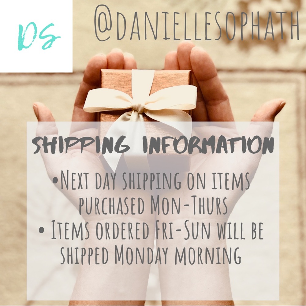 🎀🖤Items ship the next day, at the latest!🖤🎀